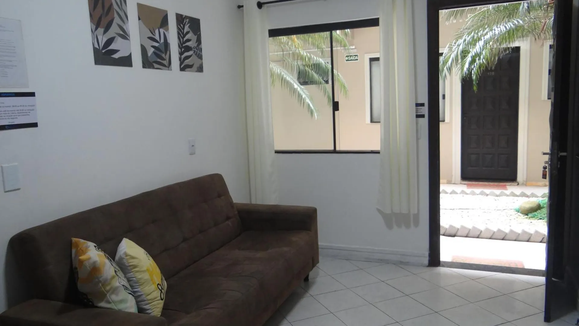 شقة فندقية Balneário Camboriú Pousada Bravo